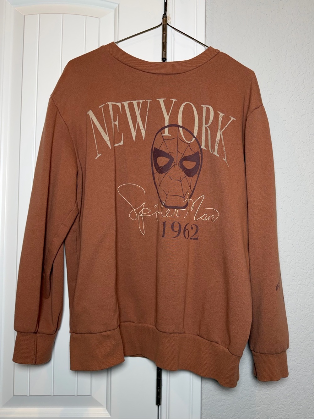 Marvel New York Spider-Man Crewneck Sweatshirt - Brown